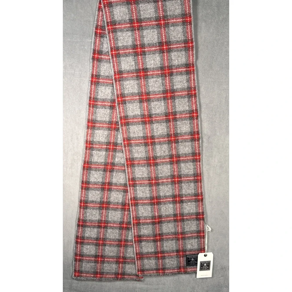 Faribault Woolen Mill Target 100% Virgin Wool Scarf Gray Red Plaid 72x10 NWT USA